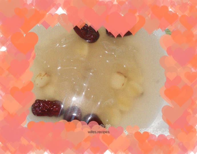 Red Dates, Tremella and Lotus Seed Soup