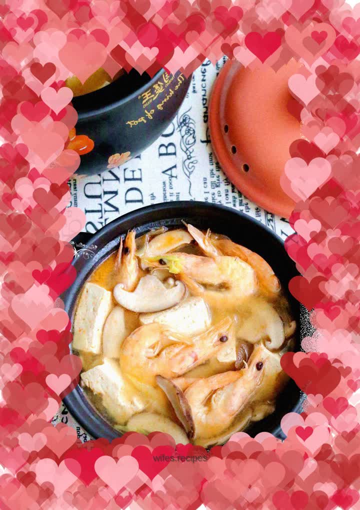 White shrimp and tofu pot