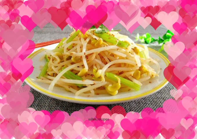 Celery mixed with soybean sprouts