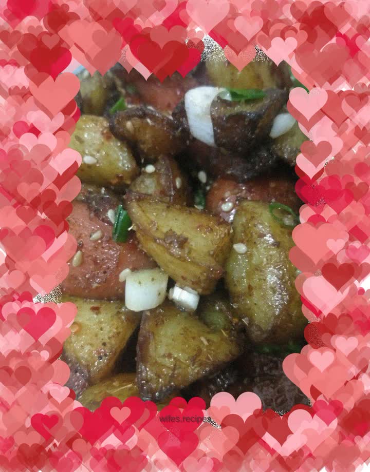 Cumin potato cubes, comparable to food stalls