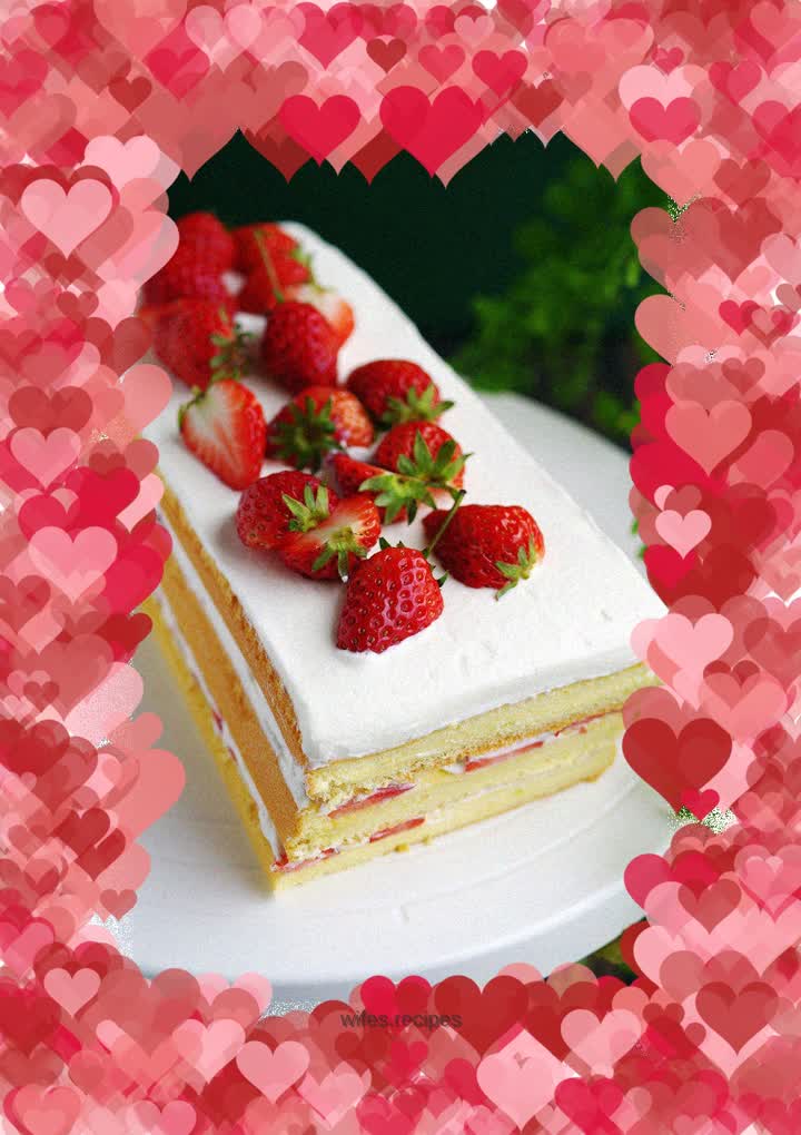 Strawberry Cream Cake