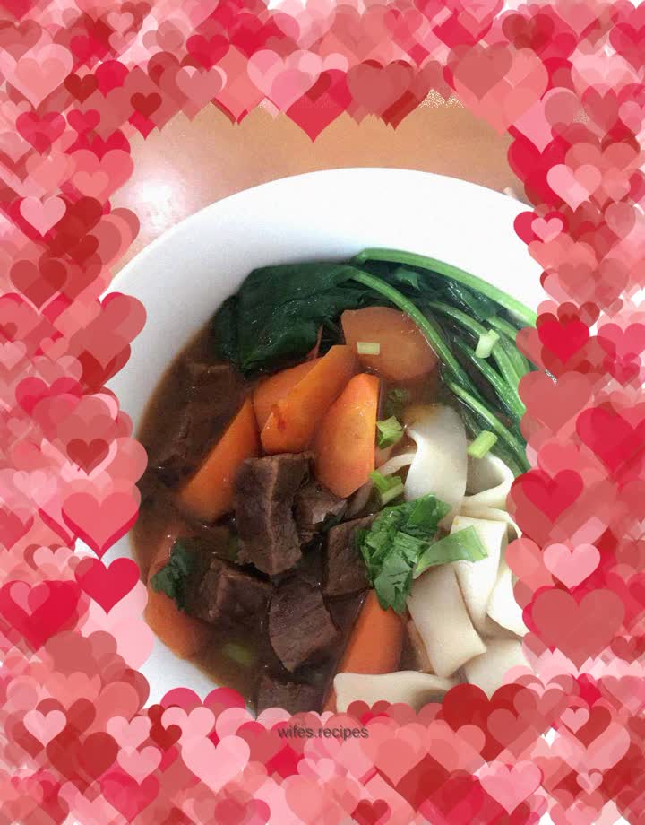Braised beef noodles