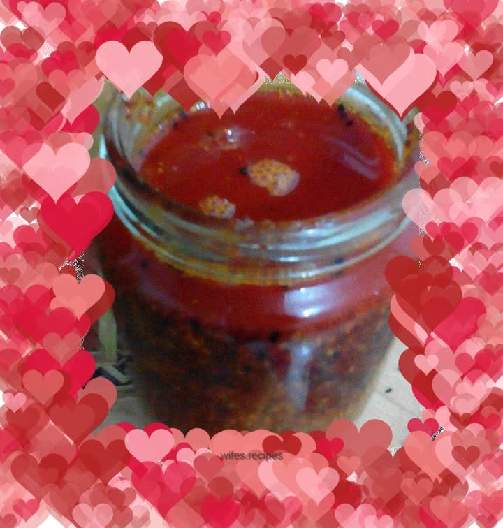 Fragrant and spicy chili oil