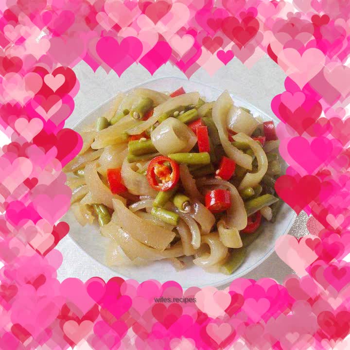 Spicy and sour pork rinds