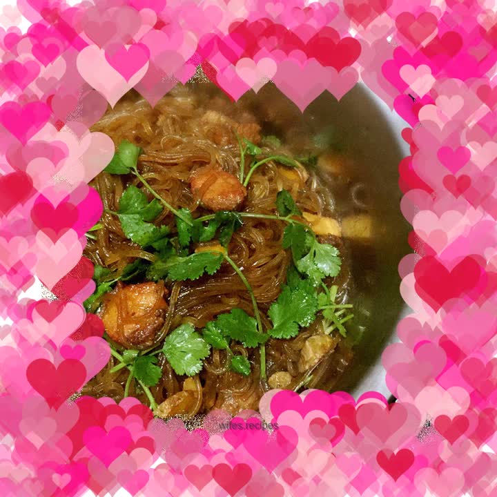 Braised pork and sweet potato powder