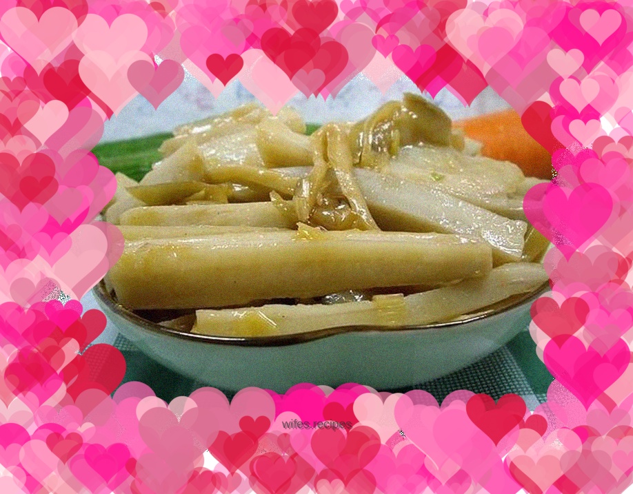 Home-cooked side dishes – pickled mustard and lotus root strips