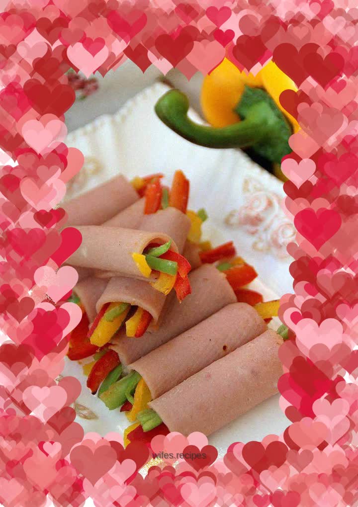 Ham and bell pepper rolls