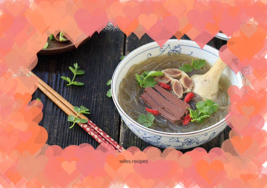 Duck blood vermicelli soup