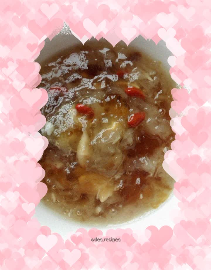 Snow Fungus Lily Peach Gum Soup