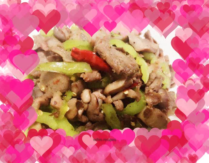 Stir-fried chicken gizzards with double peppers