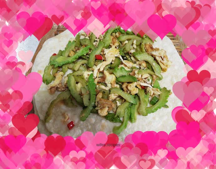 Steamed buns and cabbage (bitter melon and scrambled eggs)
