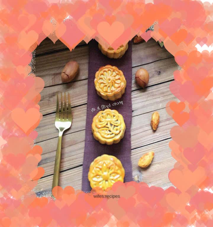 Simple recipe for Cantonese-style mooncakes