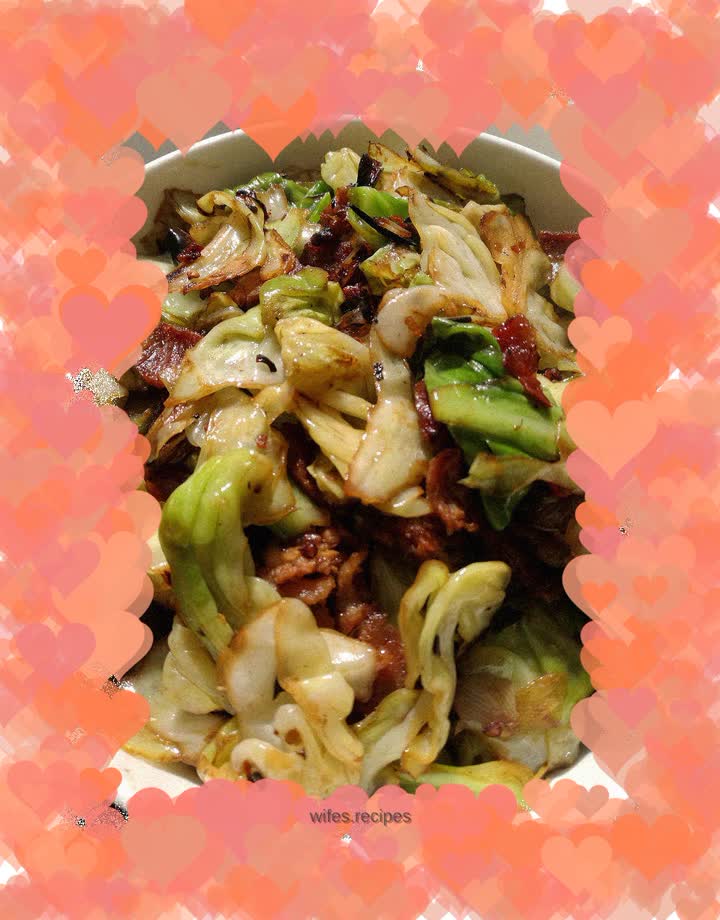 Old bacon hand-shredded cabbage