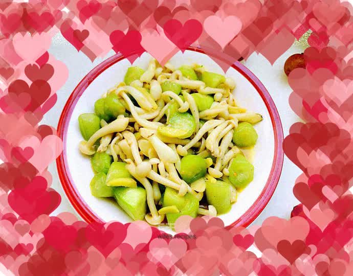 Luffa Braised White Jade Mushroom