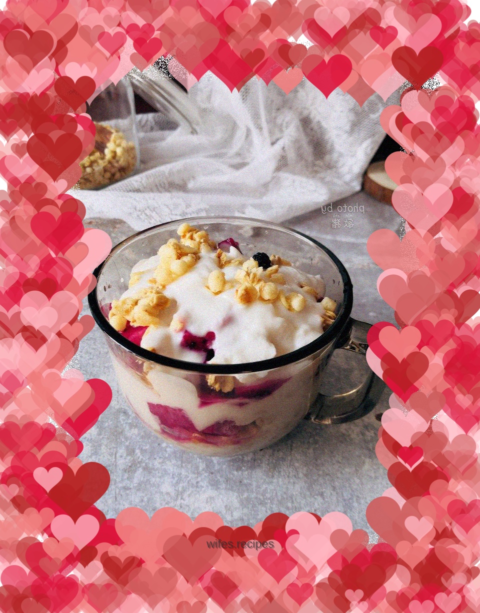 Yogurt with lots of fruits