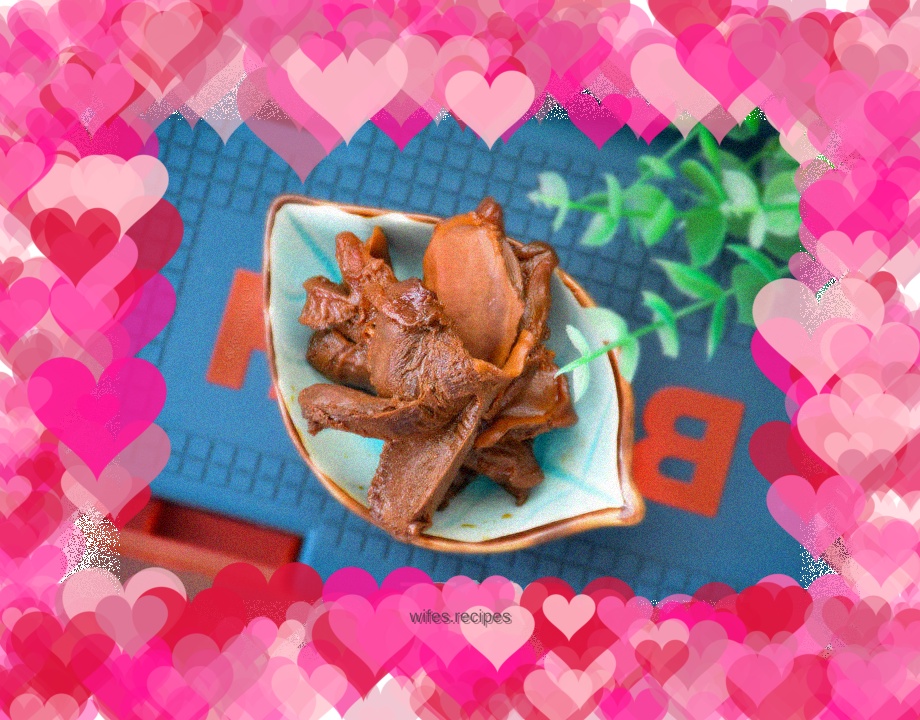 Braised duck gizzards