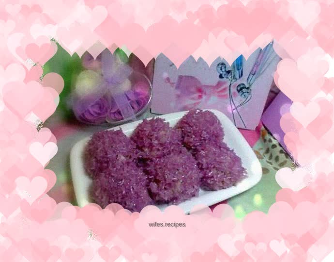 Purple glutinous rice balls