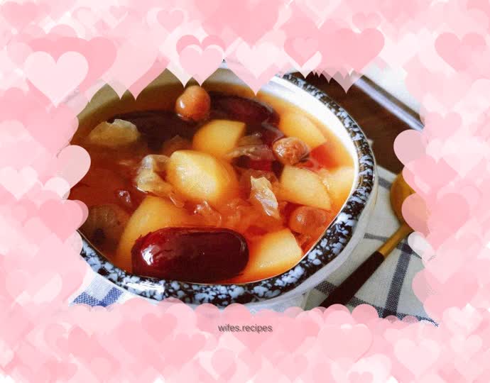 Tremella, Snow Pear and Red Date Soup