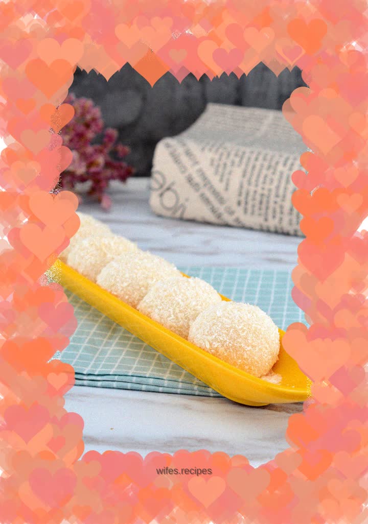 Mango glutinous rice cake
