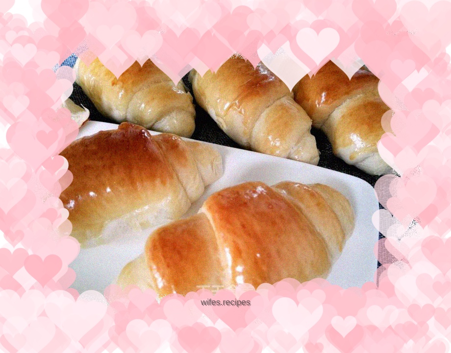 Mellow and rich butter roll