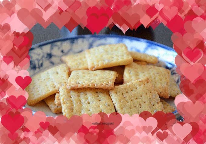 Sesame soda crackers