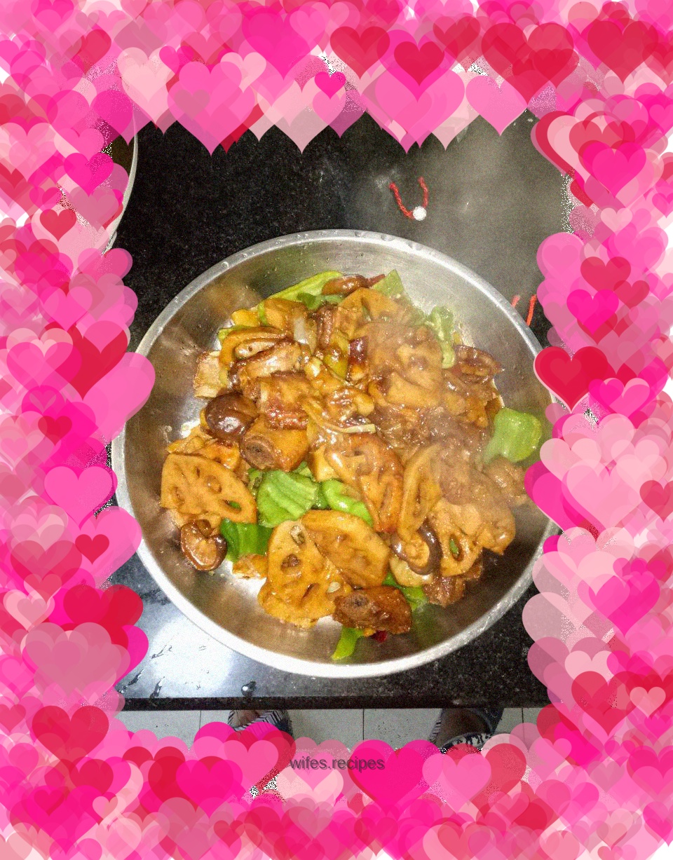 Braised Pork Ribs and Lotus Root