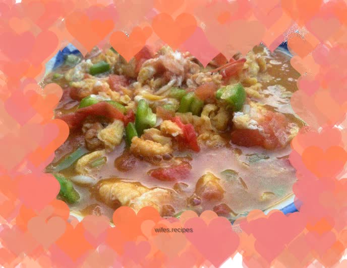 Scrambled eggs with tomatoes