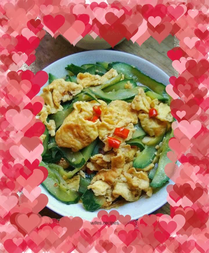 Cucumber scrambled eggs