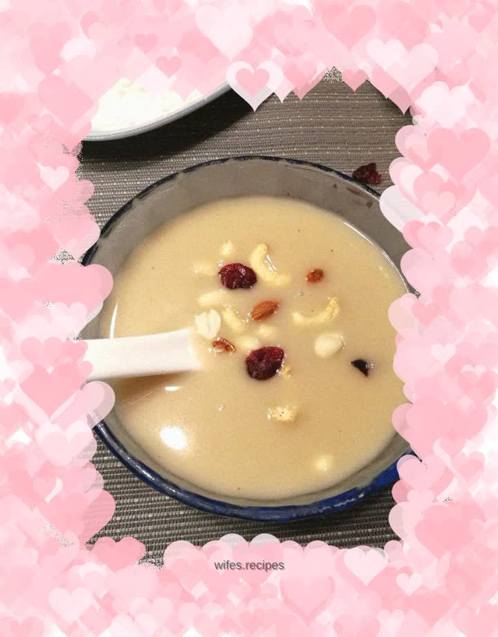 Homemade camellia noodles