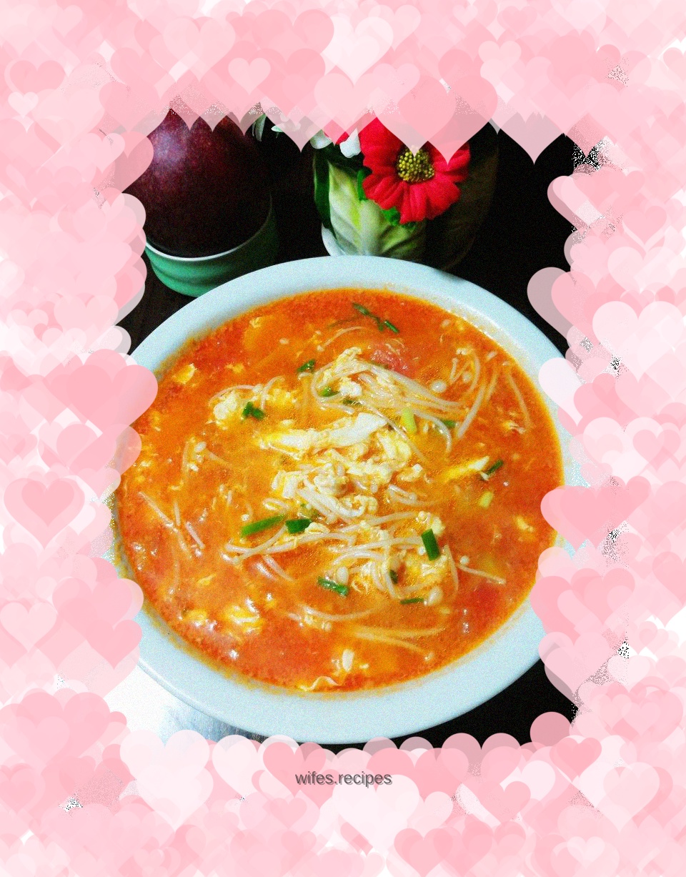 Enoki Mushroom, Tomato and Egg Soup