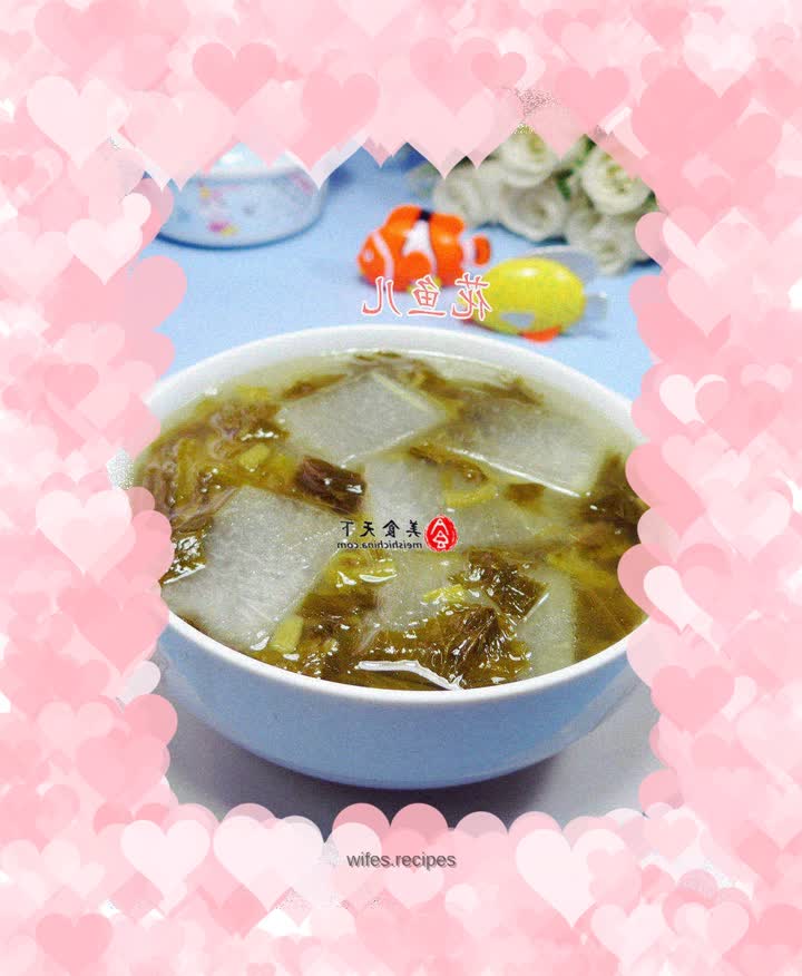 Pickled vegetable and winter melon soup
