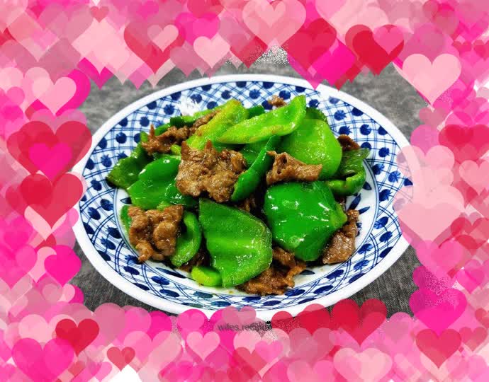 Stir-fried beef with green pepper