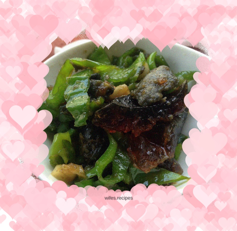 Green pepper preserved egg