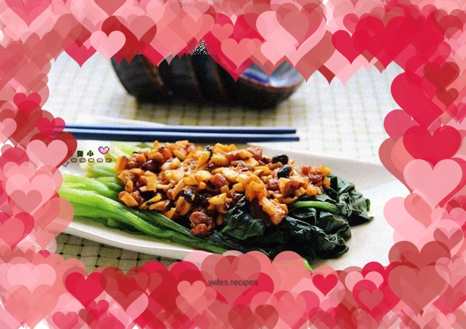 Spinach with Mushroom Sauce