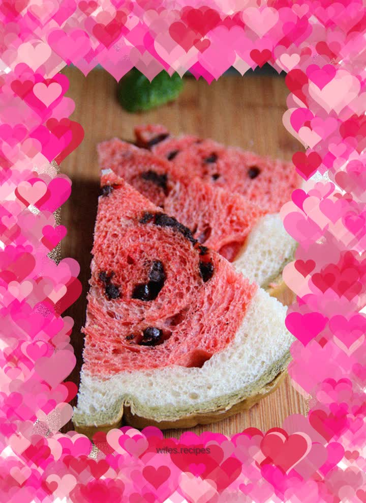 The coolness from the bread machine - watermelon bread