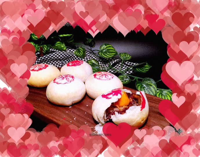 Mooncakes with fillings