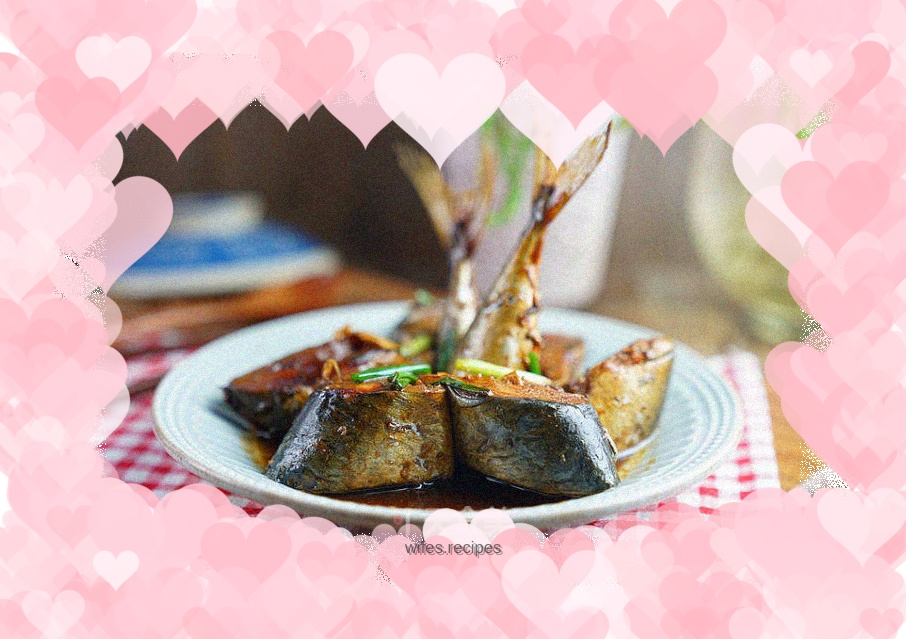 Braised Mackerel in Sauce
