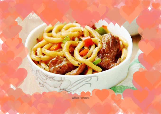 Stir-fried Udon Noodles with Black Pepper Pork