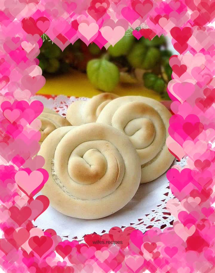 The head of the pole is on fire