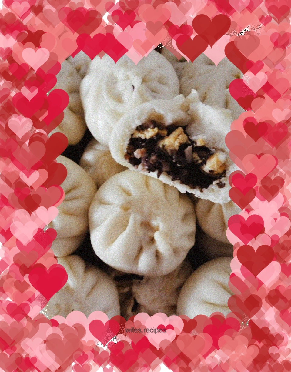 Vegetarian Three Fresh Steamed Buns