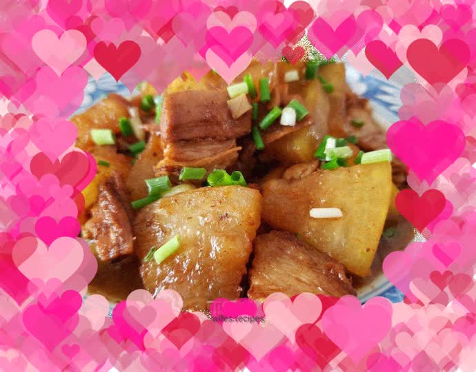 Pork Belly Stewed with Winter Melon Slices
