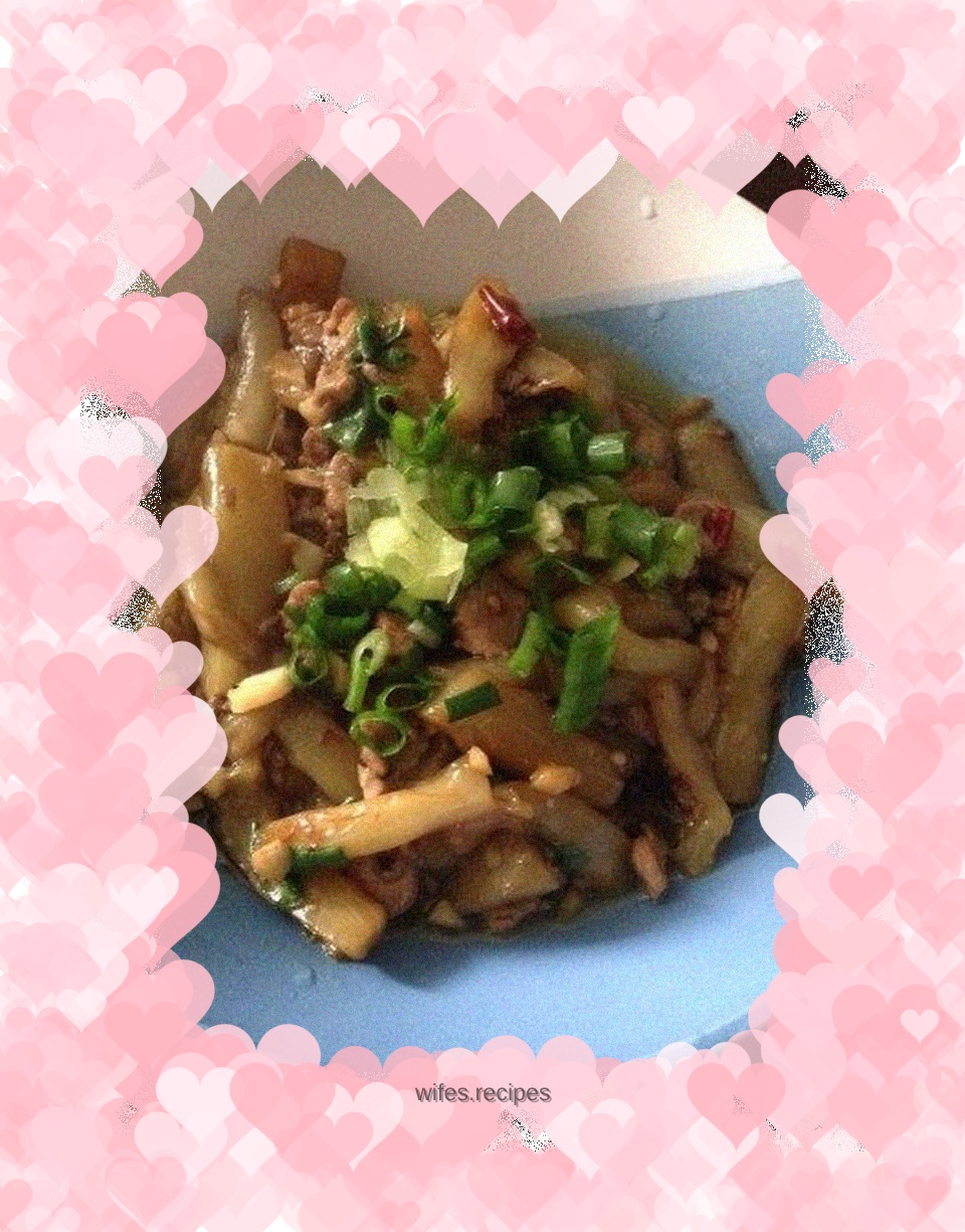 Eggplant with minced meat