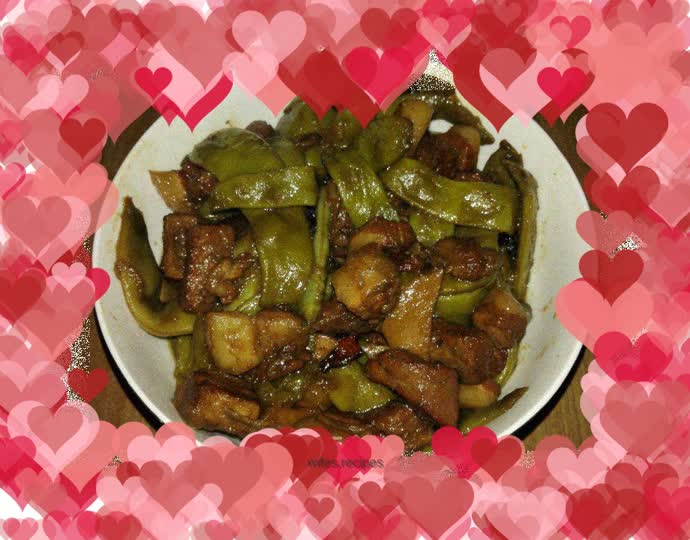 Braised pork and beans