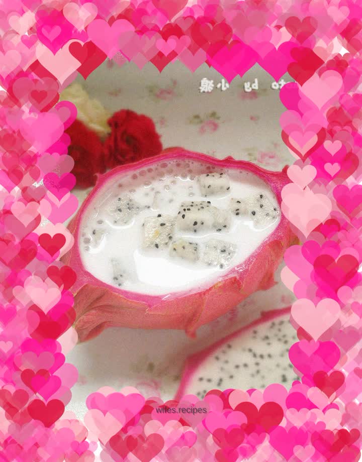 Overflowing with coconut fragrance---Dragon fruit, coconut milk and sago dew