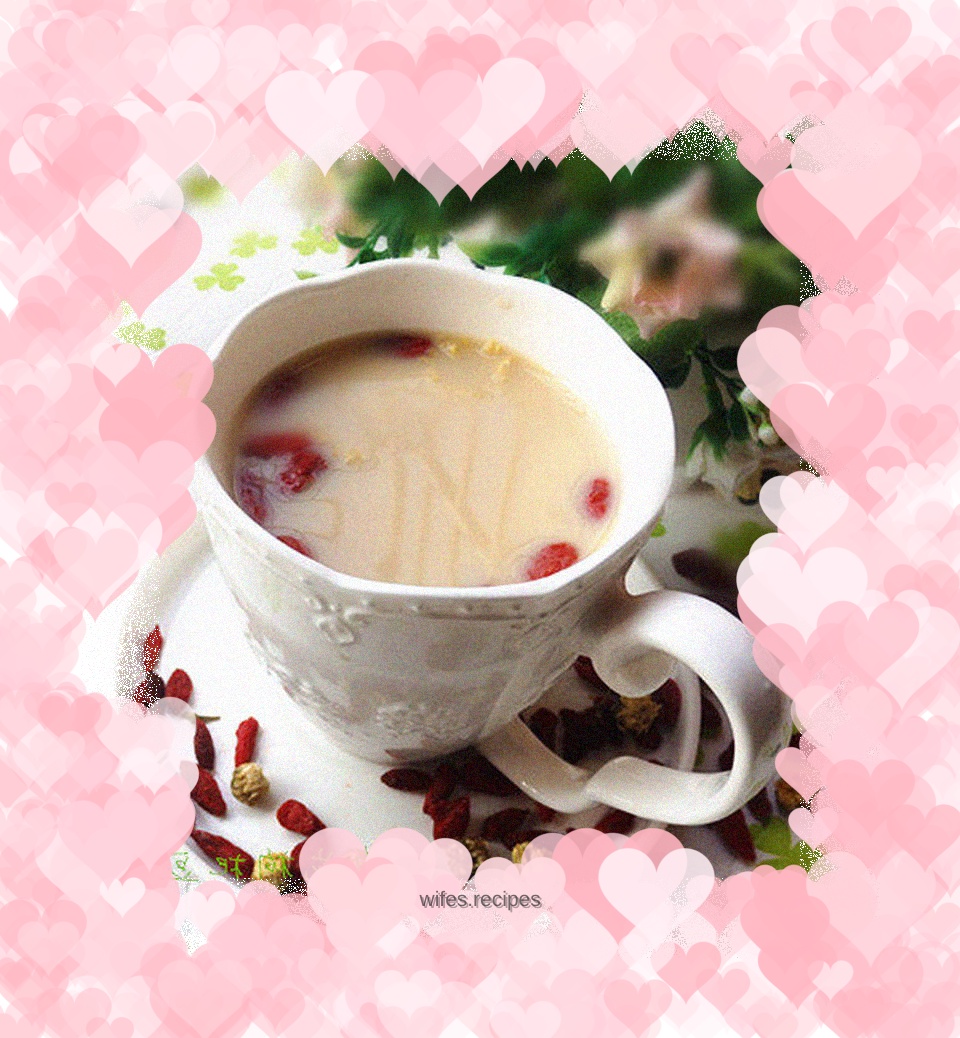 Chrysanthemum and wolfberry soy milk---soy milk suitable for summer