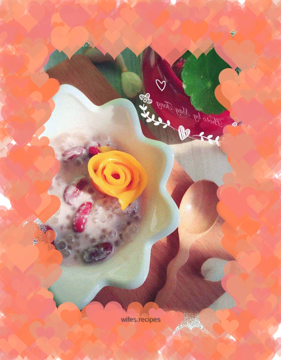 Cashew beans and coconut milk sago