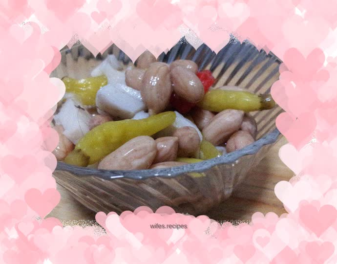Refreshing side dish - pickled pepper and peanuts