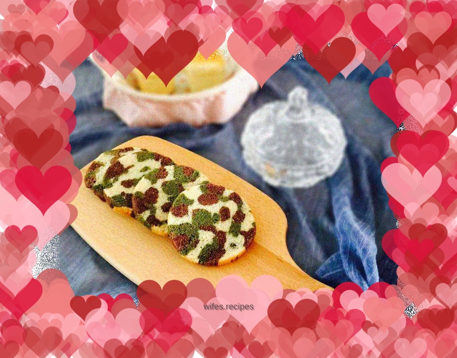 Camouflage toast bread