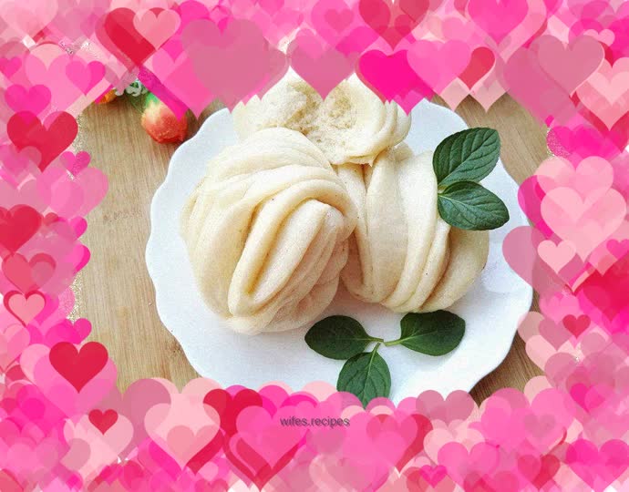 Salt and pepper rolls