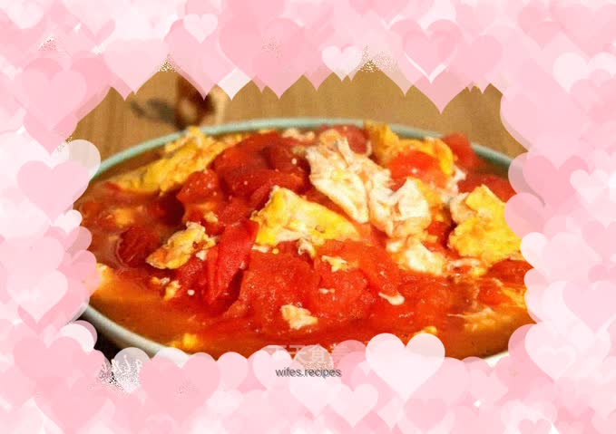 Scrambled eggs with tomatoes